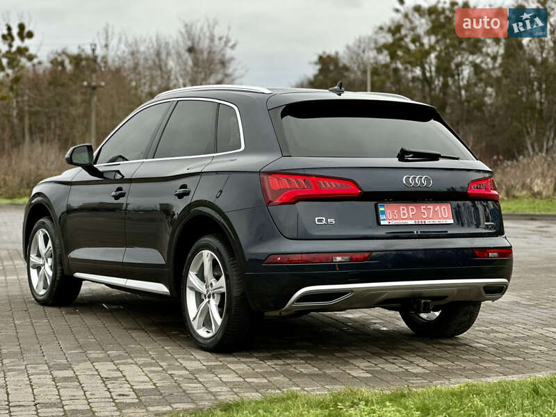 Внедорожник / Кроссовер Audi Q5 2020 в Ровно