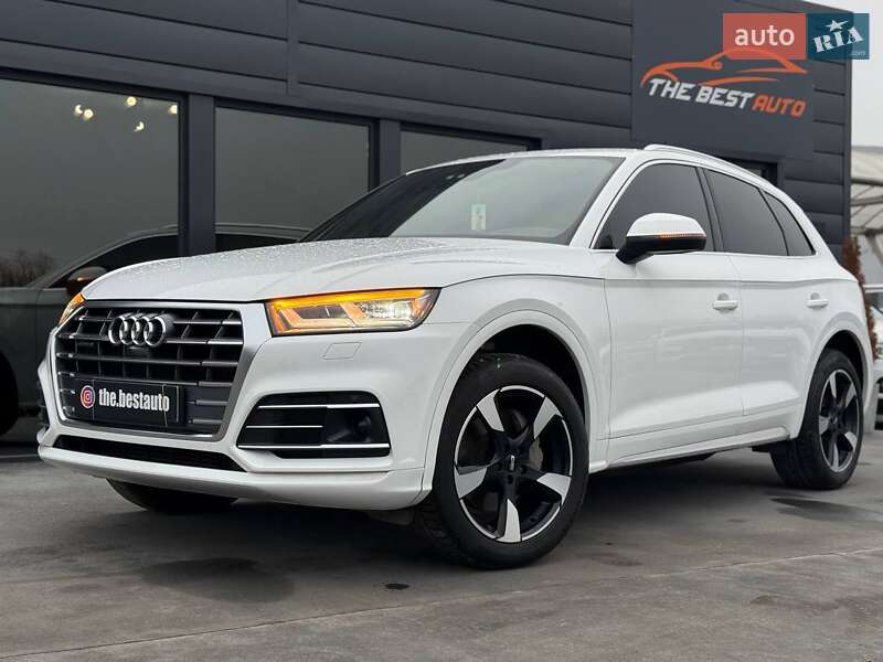 Внедорожник / Кроссовер Audi Q5 2018 в Ровно