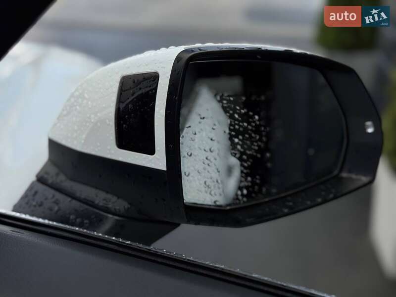 Внедорожник / Кроссовер Audi Q5 2018 в Ровно