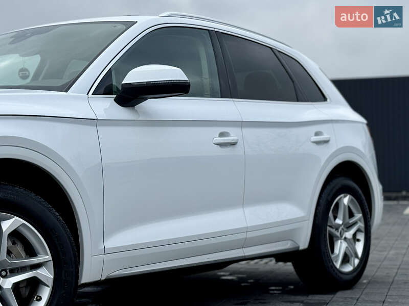 Позашляховик / Кросовер Audi Q5 2018 в Самборі
