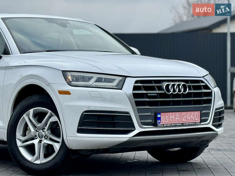Позашляховик / Кросовер Audi Q5 2018 в Самборі