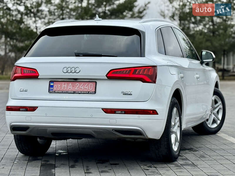 Позашляховик / Кросовер Audi Q5 2018 в Самборі