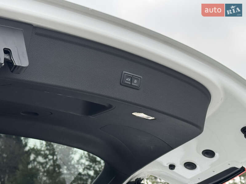 Позашляховик / Кросовер Audi Q5 2018 в Самборі