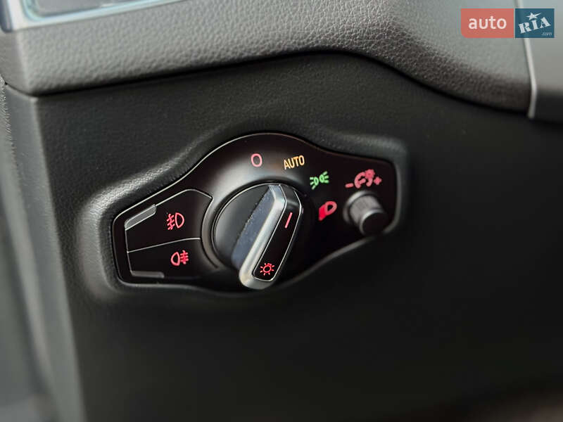 Внедорожник / Кроссовер Audi Q5 2016 в Киеве