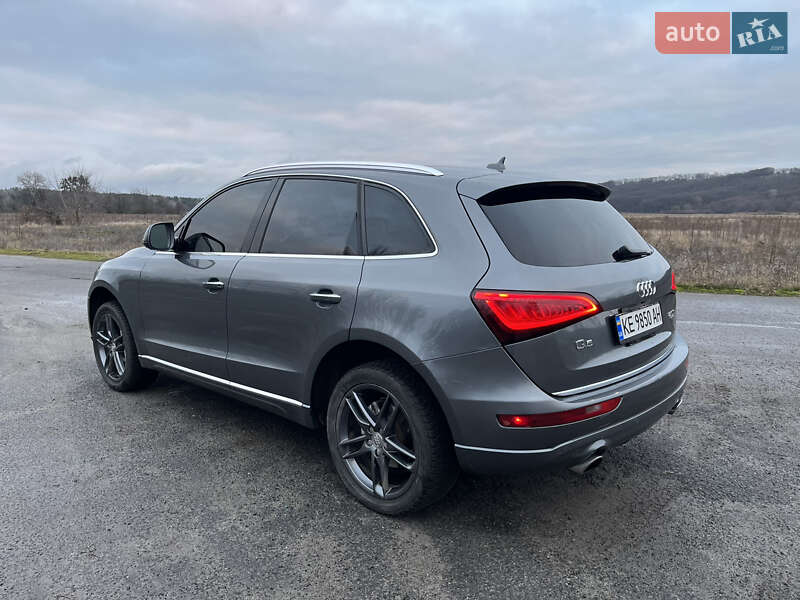 Внедорожник / Кроссовер Audi Q5 2015 в Полтаве