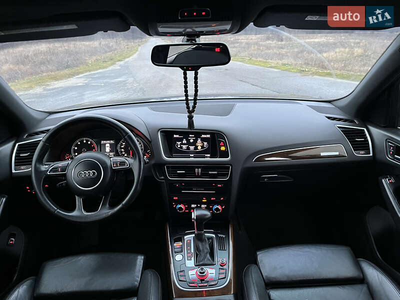 Внедорожник / Кроссовер Audi Q5 2015 в Полтаве