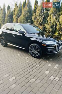 Внедорожник / Кроссовер Audi Q5 2017 в Самборе