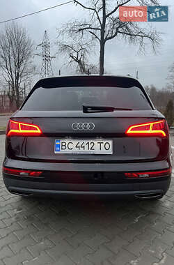 Внедорожник / Кроссовер Audi Q5 2020 в Киеве