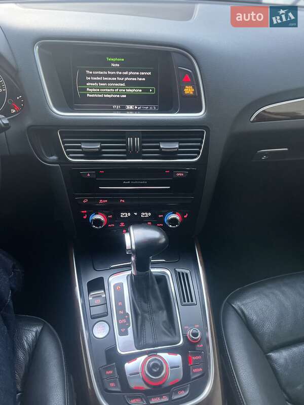 Позашляховик / Кросовер Audi Q5 2015 в Виноградові