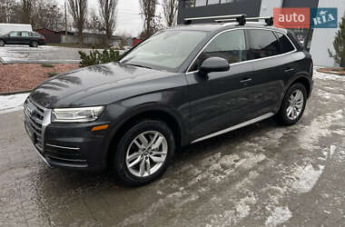 Позашляховик / Кросовер Audi Q5 2020 в Рівному
