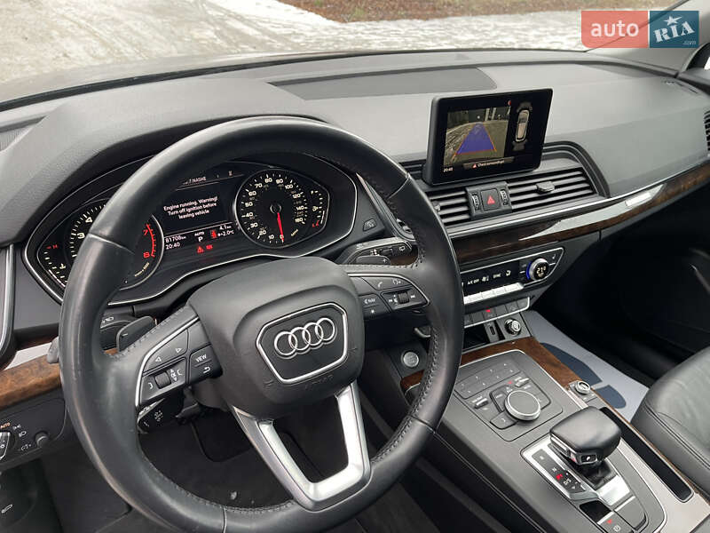 Позашляховик / Кросовер Audi Q5 2020 в Рівному