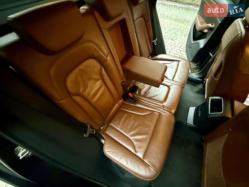 Внедорожник / Кроссовер Audi Q5 2009 в Одессе