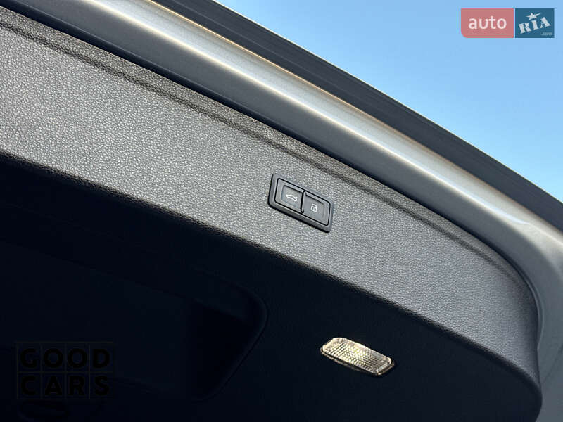 Позашляховик / Кросовер Audi Q5 2020 в Одесі