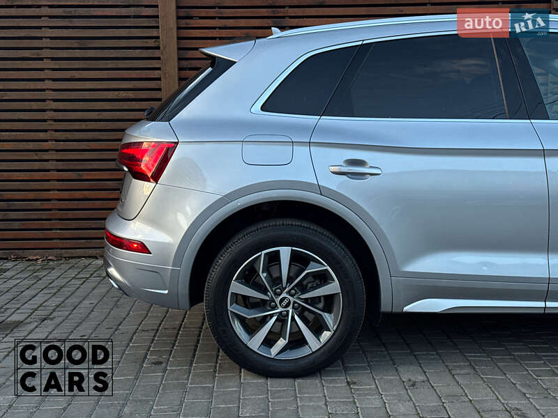 Позашляховик / Кросовер Audi Q5 2020 в Одесі