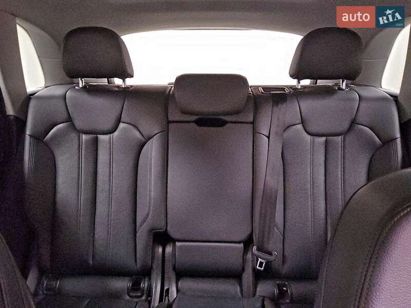 Внедорожник / Кроссовер Audi Q5 2019 в Днепре