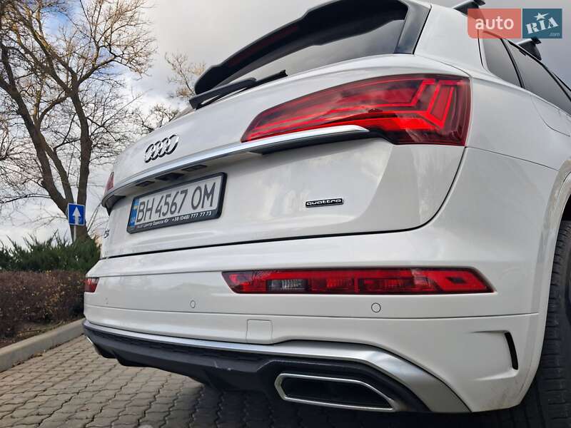 Внедорожник / Кроссовер Audi Q5 2022 в Одессе