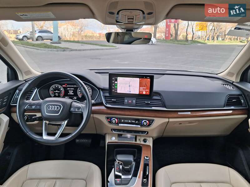 Внедорожник / Кроссовер Audi Q5 2022 в Одессе
