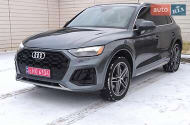 Внедорожник / Кроссовер Audi Q5 2021 в Нововолынске