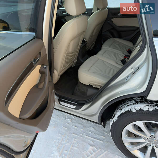 Внедорожник / Кроссовер Audi Q5 2015 в Луцке