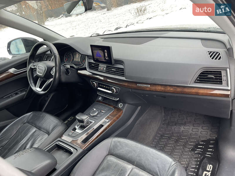 Внедорожник / Кроссовер Audi Q5 2017 в Ровно фото 24 Внедорожник / Кроссовер Audi Q5 2017 в Ровно