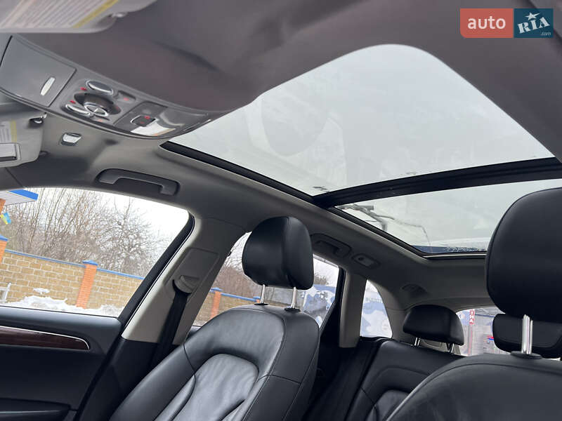 Внедорожник / Кроссовер Audi Q5 2011 в Владимире