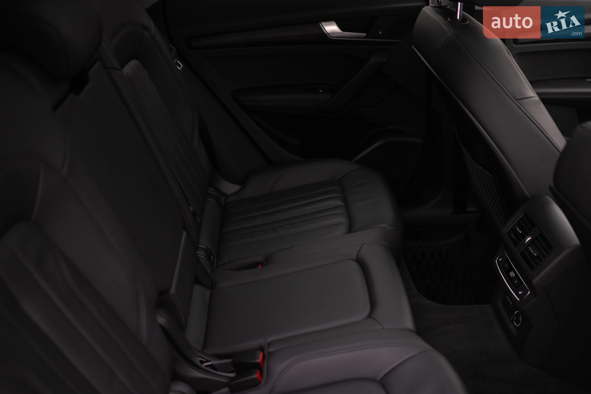 2020 Audi Q5 - мініатюра 24