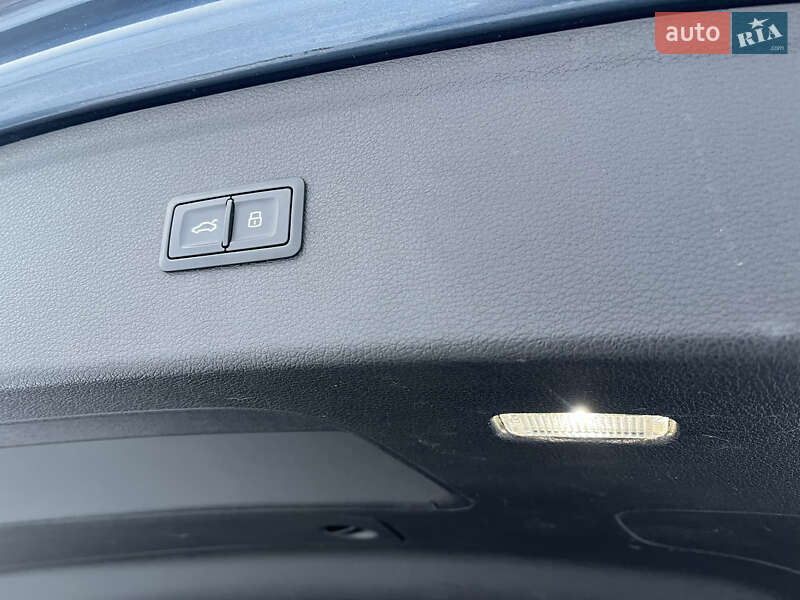 Внедорожник / Кроссовер Audi Q5 2018 в Львове