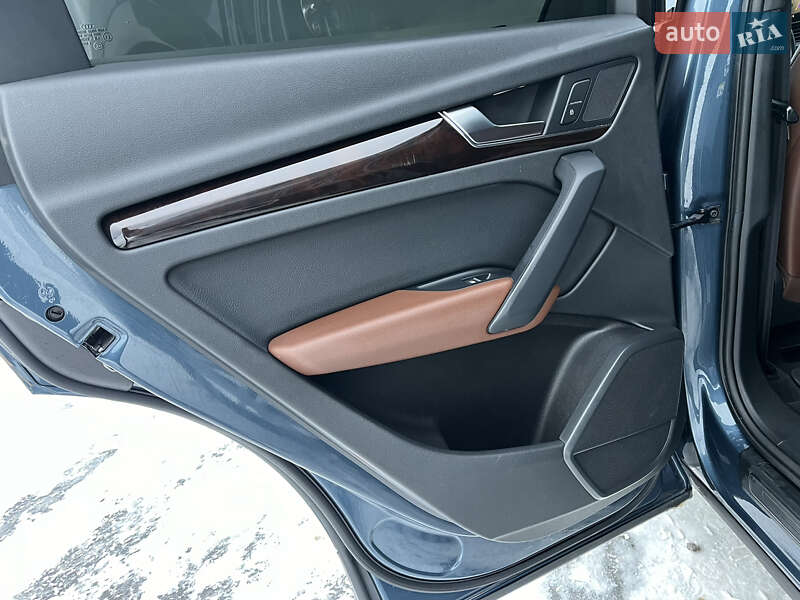 Внедорожник / Кроссовер Audi Q5 2018 в Львове