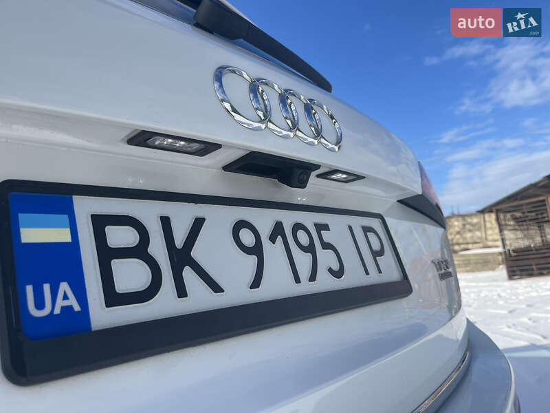 Внедорожник / Кроссовер Audi Q5 2015 в Ровно