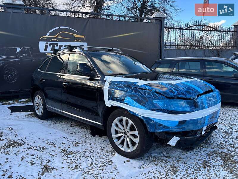 Позашляховик / Кросовер Audi Q5 2015 в Стрию