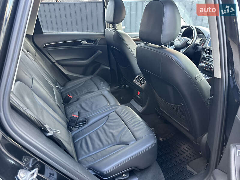 Позашляховик / Кросовер Audi Q5 2012 в Виноградові