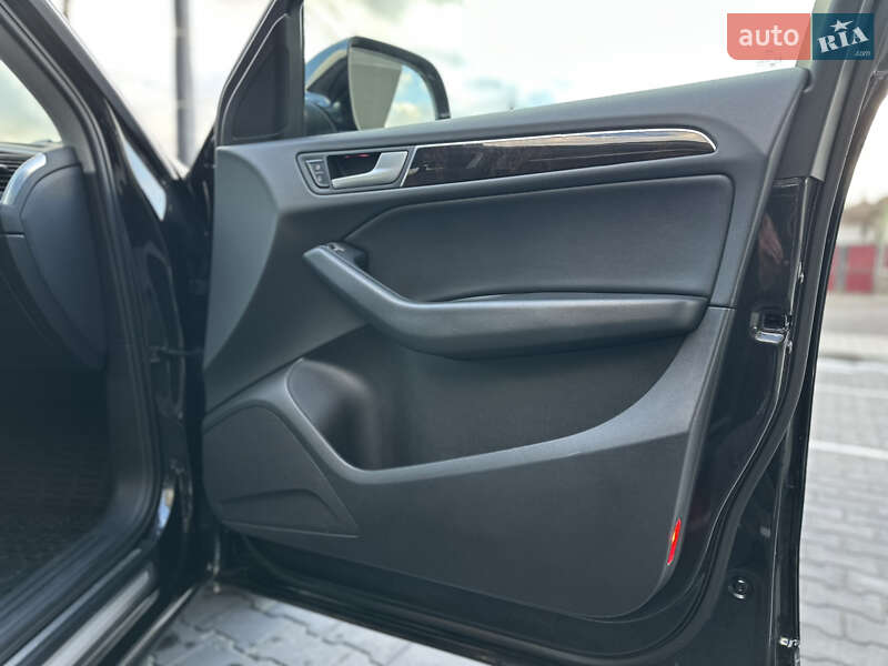 Позашляховик / Кросовер Audi Q5 2012 в Виноградові