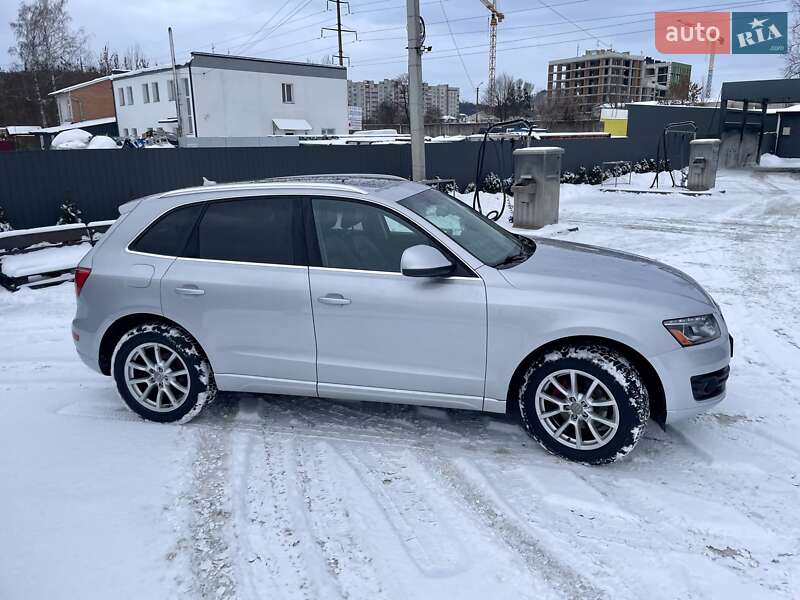 Позашляховик / Кросовер Audi Q5 2011 в Львові