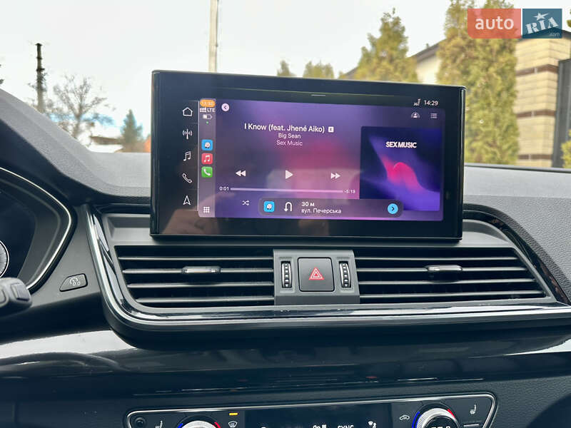 Внедорожник / Кроссовер Audi Q5 2021 в Киеве