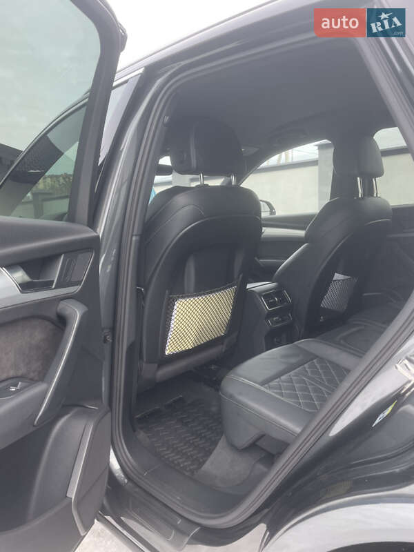 Внедорожник / Кроссовер Audi Q5 2017 в Львове