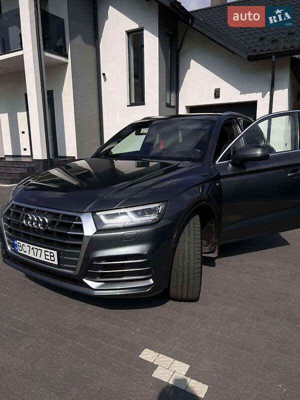 Внедорожник / Кроссовер Audi Q5 2017 в Львове