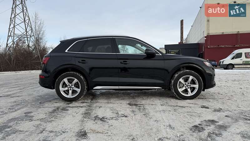 Внедорожник / Кроссовер Audi Q5 2023 в Киеве