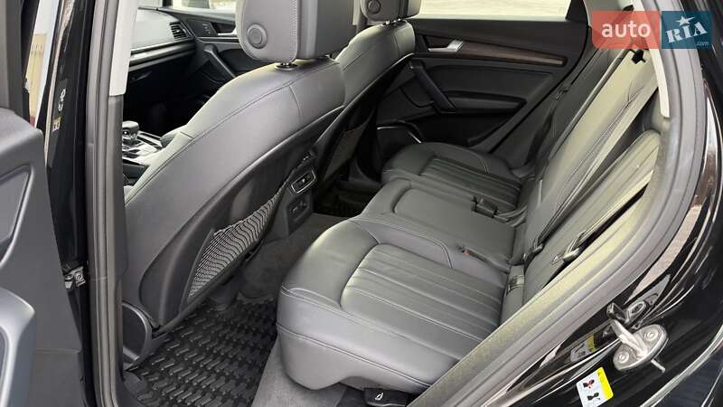 Внедорожник / Кроссовер Audi Q5 2023 в Киеве