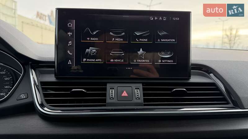 Внедорожник / Кроссовер Audi Q5 2023 в Киеве