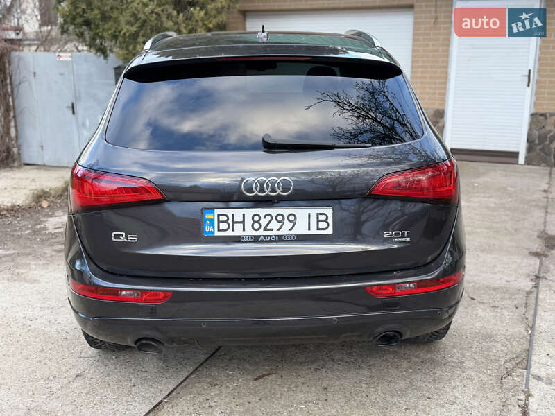 Внедорожник / Кроссовер Audi Q5 2013 в Одессе