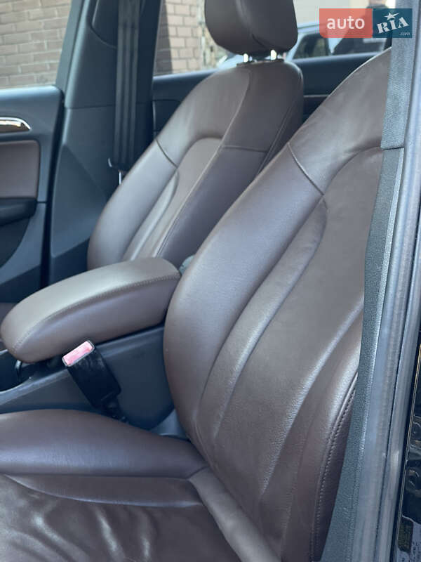 Внедорожник / Кроссовер Audi Q5 2014 в Стрые