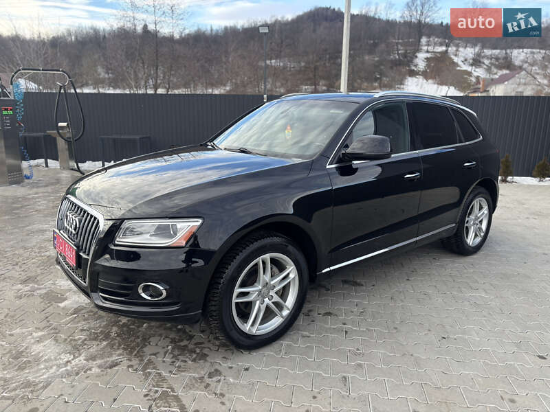 Позашляховик / Кросовер Audi Q5 2016 в Косові