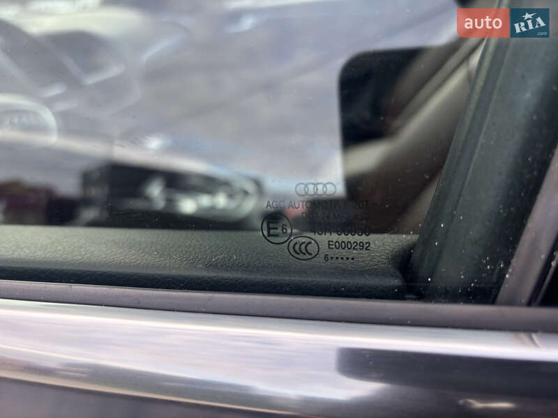 Позашляховик / Кросовер Audi Q5 2016 в Косові