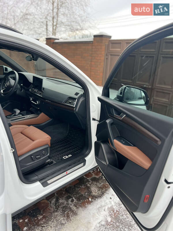 Внедорожник / Кроссовер Audi Q5 2023 в Харькове