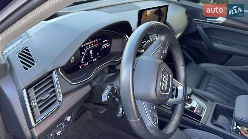 Позашляховик / Кросовер Audi Q5 2021 в Києві