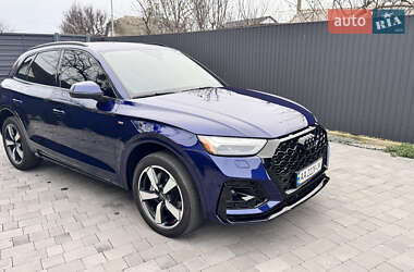 Внедорожник / Кроссовер Audi Q5 2021 в Киеве