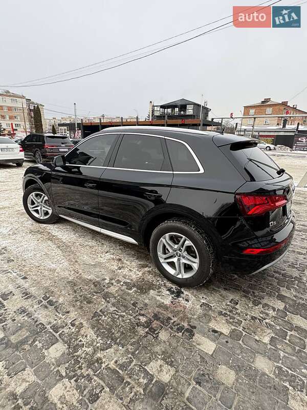Внедорожник / Кроссовер Audi Q5 2018 в Шепетовке фото 4 Внедорожник / Кроссовер Audi Q5 2018 в Шепетовке