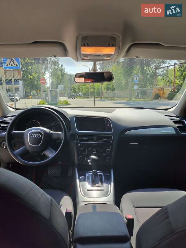 Позашляховик / Кросовер Audi Q5 2011 в Запоріжжі