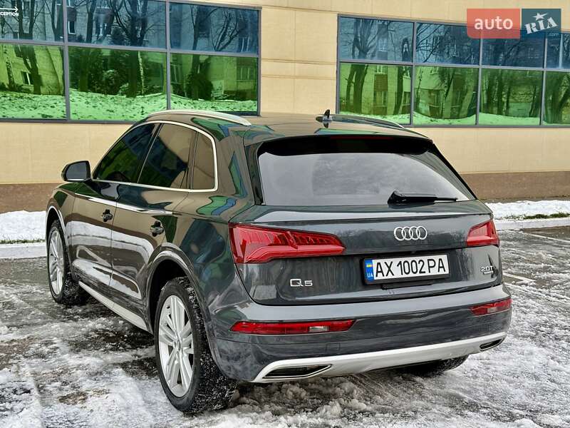 Внедорожник / Кроссовер Audi Q5 2017 в Харькове