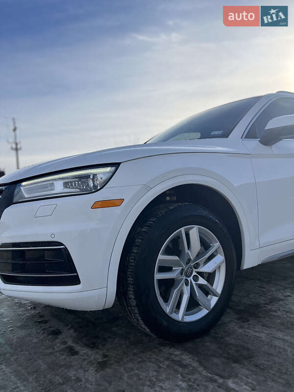 Внедорожник / Кроссовер Audi Q5 2020 в Коломые